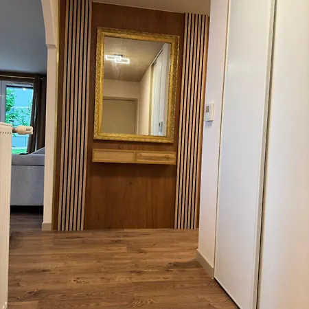 Διαμέρισμα Immo Milano 2 *